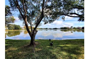 8705 Lake Pl Ln, Tampa, FL 33634, Sold 01/27/22