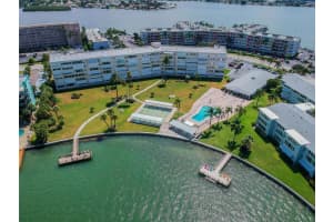 1868 Shore Dr S, South Pasadena, FL 33707, Sold 04/27/22