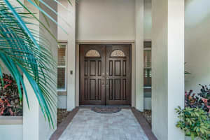 4111 Crosswater Dr, Tampa, FL 33615, Sold 01/11/22