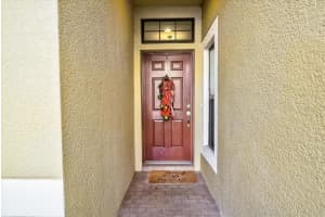 9106 Carolina Wren Dr, Westchase, FL 33626, Sold 01/24/22