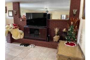 1452 Georgetowne Dr, Sarasota, FL 34232, Sold 02/11/22