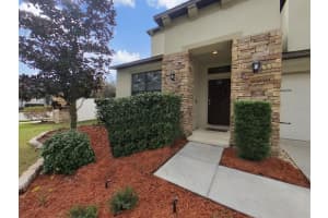 402 WESTCHESTER HILLS LN, VALRICO, FL 33594 Sold 07/25/22