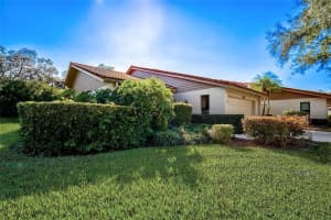 4014 Wilshire Cir, Sarasota, FL 34238, Sold 02/25/22