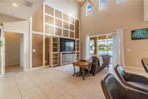 5107 72nd St E, Palmetto, FL 34221, Sold 01/31/22