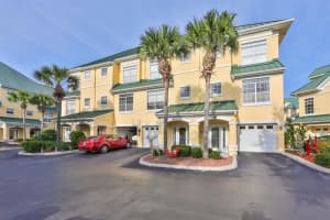 6327 Sunset Bay Cir, Apollo Beach, FL 33572, Sold 02/15/22