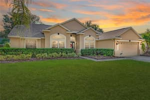 10200 Pointview Ct, Orlando, FL 32836, Sold 01/31/22