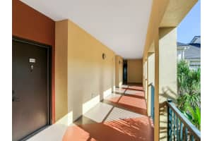 2440 W Horatio St, Tampa, FL 33609, Sold 02/07/22