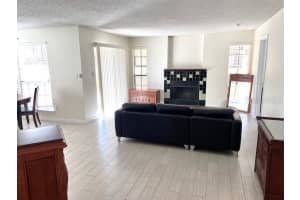 8621 Fancy Finch Dr, Tampa, FL 33614, Sold 02/25/22