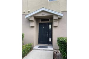 3937 Pemberly Pines Cir, St Cloud, FL 34769, Sold 02/07/22