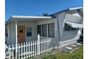 30 Oakwood, Bradenton, FL 34208, Sold 02/07/22
