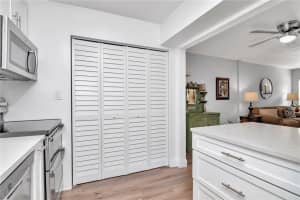 3418 W Lemon St, Tampa, FL 33609, Sold 02/28/22