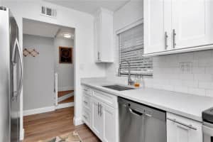 3418 W Lemon St, Tampa, FL 33609, Sold 02/28/22