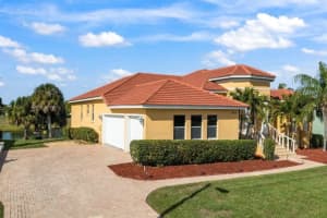 803 Eagle Ln, Apollo Beach, FL 33572, Sold 03/03/22