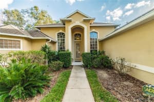 815 Hickory Glen Dr, Seffner, FL 33584, Sold 02/18/22