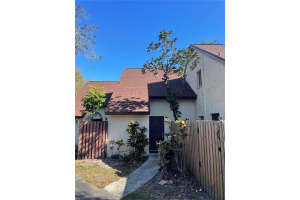 12425 Touchton Dr, Tampa, FL 33617, Sold 04/11/22