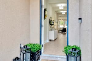 2820 Shetland Ridge Dr, Valrico, FL 33596, Sold 04/06/22