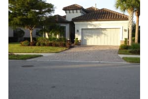 8137 Gabanna Dr, Sarasota, FL 34231, Sold 04/29/22