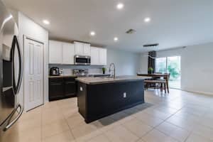 10223 Strawberry Tetra Dr, Riverview, FL 33578, Sold 02/23/22