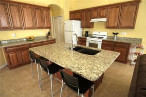 27925 Summer Pl Dr, Wesley Chapel, FL 33544, Sold 03/28/22