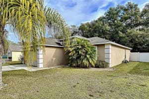 7885 Country Chase Ave, Lakeland, FL 33810, Sold 04/06/22