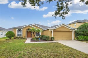 2038 Heartland Cir, Valrico, FL 33594, Sold 03/17/22