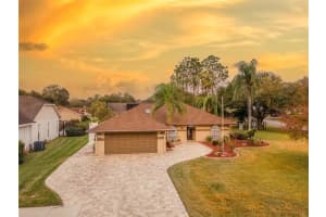 6441 Silver Oaks Dr, Zephyrhills, FL 33542, Sold 03/15/22