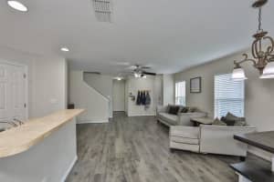 3140 Royal Tuscan Ln, Valrico, FL 33594, Sold 03/02/22