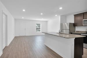 1388 Swan Lake Cir, Dundee, FL 33838, Sold 05/08/22