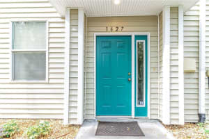 1627 Hammocks Ave, Lutz, FL 33549, Sold 04/15/22