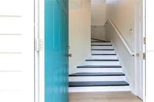 1627 Hammocks Ave, Lutz, FL 33549, Sold 04/15/22