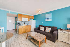 9980 Gulf Blvd, Treasure Island, FL 33706, Sold 04/08/22
