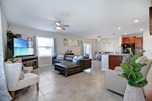 10153 Golden Wonder Ln, Riverview, FL 33578, Sold 03/16/22