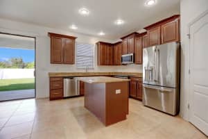 4728 Woods Landing Ln, Tampa, FL 33619, Sold 03/29/22