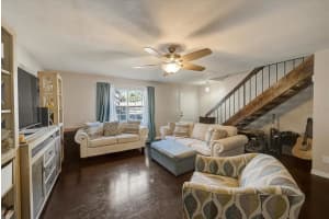 402 Bough Ave, Clearwater, FL 33760, Sold 03/10/22