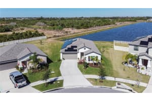 5025 White Chicory Dr, Ruskin, FL 33572, Sold 04/08/22