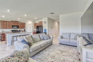 5025 White Chicory Dr, Ruskin, FL 33572, Sold 04/08/22