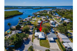 106 STEVEN ST, RUSKIN, FL 33570 Sold 07/29/22