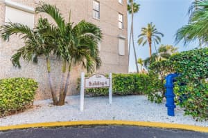 5200 Brittany Dr S, St. Petersburg, FL 33715, Sold 04/27/22