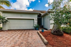 8278 Sumner Ave, Fort Myers, FL 33908, Sold 04/29/22