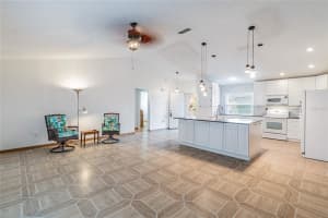 5433 Loma Vista Dr, Davenport, FL 33896, Sold 03/21/22