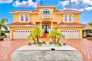3920 Versailles Dr, Tampa, FL 33634, Sold 03/29/22