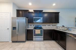 4949 White Sanderling Ct, Tampa, FL 33619, Sold 03/30/22