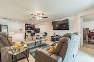 1125 Brenton Leaf Dr, Ruskin, FL 33570, Sold 05/05/22