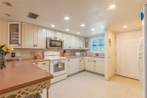 18650 Gulf Blvd, Indian Shores, FL 33785, Sold 04/29/22