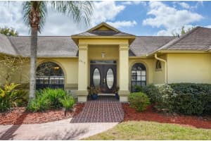 2913 Timber Knoll Dr, Valrico, FL 33596, Sold 03/31/22