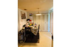 9405 BRAMBLE CT, TAMPA, FL 33615 Sold 03/31/23