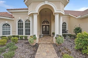 10007 Tree Tops Lake Rd, Tampa, FL 33626, Sold 05/06/22