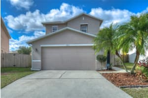 11913 Mango Groves Blvd, Seffner, FL 33584, Sold 04/04/22