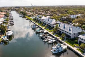 1688 Watermark Cir NE, St. Petersburg, FL 33702, Sold 04/15/22