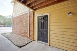 8752 Mallard Reserve Dr, Tampa, FL 33614, Sold 05/04/22